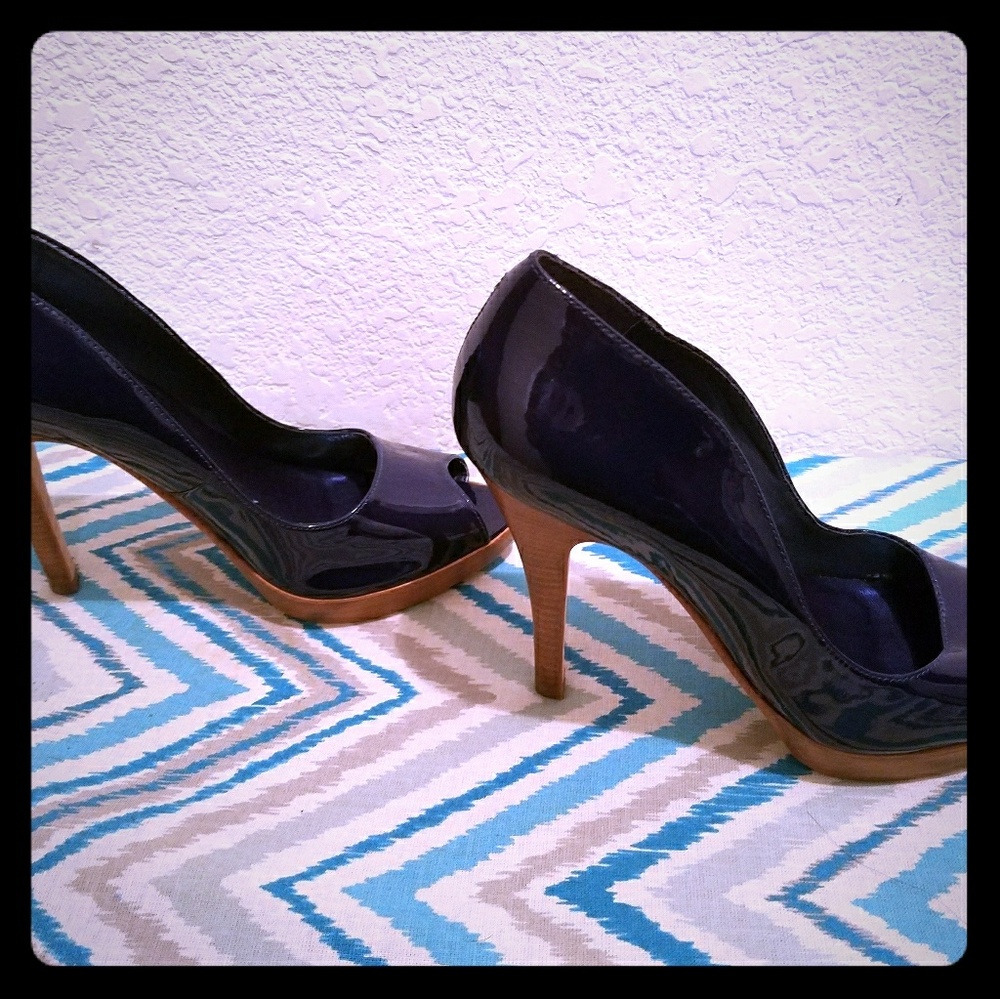 Aldo Navy Patent Peep-Toe Platform Heels with Tan Wood-Look Heel